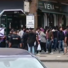 Ultras del Real Valladolid horas antes del partido contra el Burgos CF.