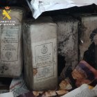 Imagen de los artefactos encontrados en la vivienda.