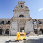 Los accesos a la iglesia del Monasterio de San Juan presentan este estado.