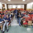 Esther Peña y Daniel de la Rosa, en su llegada al salón del edificio de sindicatos, para participar en el comité provincial.