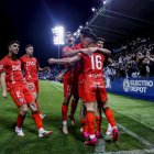 Los jugadores del Burgos CF celebran uno de los goles.