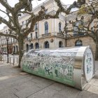 Aparcamiento cubierto para bicicletas y patinetes en el paseo del Espolón.