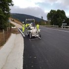 Pintado de marcas viales en N-629, km 44.