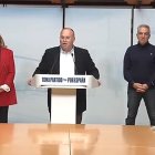 Tellado y Bendodo llaman a la movilización contra Sánchez e instan a Vox a que identifique quién es su rival .