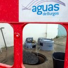 Este es el proceso que se sigue de toma de muestras y de trabajo en el laboratorio de Aguas de Burgos.