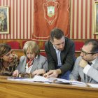 Nuria Barrio, Lola Ovejero, Josué Temiño y Julio César Arnaiz, ediles del PSOE, en la comisión de investigación de las fiestas de San Pedro.
