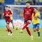 El Mirandés desaprovecha su superioridad numérica y sigue sin ganar fuera de casa.