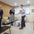 La vicepresidenta y consejera de Familia, Isabel Blanco, durante su visita a las instalaciones remodeladas del centro de menores Gregorio Santiago.