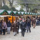El concurso de decoración de los stand contribuye a un ambiente mágico en el paseo Marceliano Santa María.