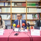 Paz Lorente, Carlos Alonso de Linaje e Ignacio Gallego, del Colegio de Economistas de Burgos.