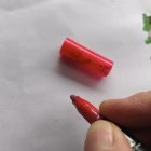 Condenados a penas que suman seis años y ocho meses por  'sobar' a una joven y pintarle penes en la cara con un rotulador rojo.