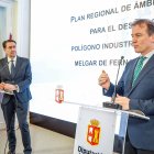 Juan Carlos Suárez-Quiñones y Borja Suárez, durante el anuncio del inicio de las obras del polígono de Melgar.
