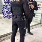 Archivo - Sucesos.- Identificada por delitos de hurto y estafa a través del método de 'La siembra' en aparcamientos de Valladolid.