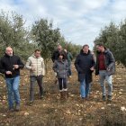 Representantes de la Diputación de Burgos, durante su visita a las instalaciones de IDForest en Tórtoles de Esgueva.
