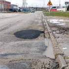 CCOO denuncia el deterioro de la calle La Bureba en el polígono de Gamonal.