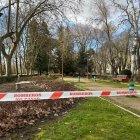 Accesos cortados al río en el paseo de la Isla.