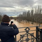 El nivel de alerta por la subida del cauce del Duero en Aranda alcanza el umbral rojo.