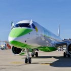 Archivo - Un avión de la compañía canaria Binter.