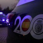 Varios coches patrulla de la Policía Nacional en Valladolid. Foto archivo.