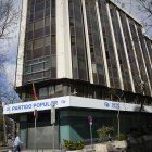 Archivo - Nuevo logo instalado en la sede del Partido Popular, en la calle Génova, a 12 de marzo de 2023, en Madrid, (España). 