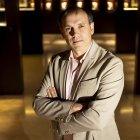 El escritor Luis Zueco presneta en Burgos 'El juicio'.