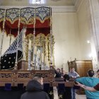 Durante la mañana del sábado se ha instalado el palio y toda la infraestructura con la que procesionará la Virgen del Amor Hermoso.