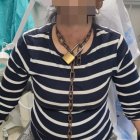 Imagen de la mujer encadenada por el detenido.