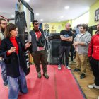 Sira Rego visitó las instalaciones de Saltando Charcos en Gamonal.