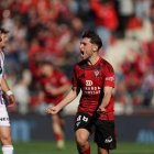 Unax del Cura celebra el gol del empate.