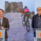 El presidente de la Diputación, Borja Suárez, y Julio Izquierdo, mánager del Burpellet BH.