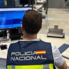 Imagen de un agente de la Policía.