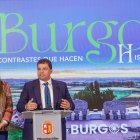 Andrea Ballesteros (Proburgos) y Carlos Gallo (Sodebur) durante la presentación de la estrategia conjunta de promoción turística.