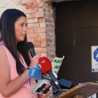 Archivo - La hermana de Esther López, Inés, interviene durante una concentración ciudadana en recuerdo de su hija, a 13 de mayo de 2022, en Traspinedo.