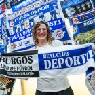 Rocío Villafruela regenta La Oficina, el bar donde se concentrar á  gran parte de la afición deportivista.