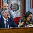Un momento de una de las intervenciones del presidente del Servicio de Movilidad y Transportes de Burgos, César Barriada.