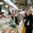 El viceconsejero de Economía y Competitividad de la Junta, Carlos Martín Tobalina, visita la feria 'TuttoFood' 2026 de Milán, en Italia.
