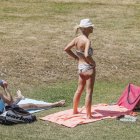 Primer día de apertura de las piscinas de verano de El Plantío.