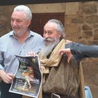 El concejal Carlos Niños con El Cid durante la presentación de las Rutas Teatralizadas.
