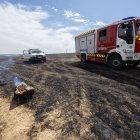 Imagen de los Bomberos en el lugar del incendio.