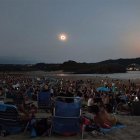 Eclipse total de sol en la playa de Ris de Noja (Cantabria).