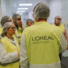 L'Oréal celebra el décimo aniversario de su Escuela de Excelencia Industrial.