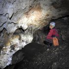 Patricia Nieto, colaboradora del Grupo Espeleológico Edelweiss y autora del artículo ‘Explorando el mundo Chiroptera: Un compromiso con la conservación’.