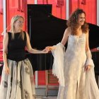 Las intérpretes Marta Arce y María Tejido.