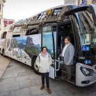 Imagen de uno de los seis autobuses serigrafiados.