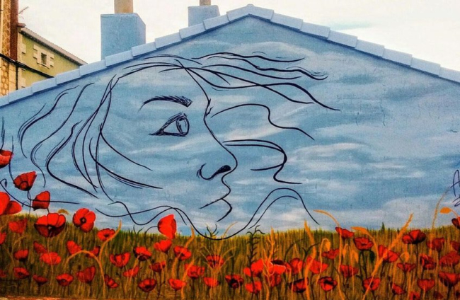 El arte urbano de Tubilla del Lago ha sido promovido por los vecinos de la localidad. ECB