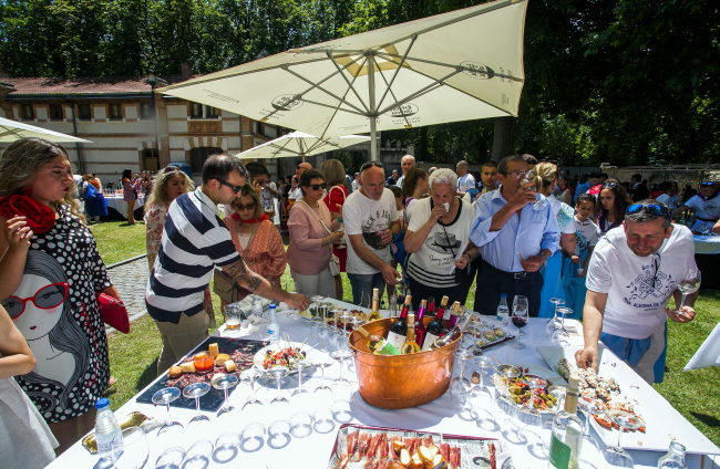 Los burgaleses se han echado a la calle estas fiestas para no perderse ningún detalle.