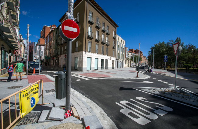 Los trabajos en las calles Progreso y Santa Clara están casi culminados, a falta de remates en el mobiliario urbano.