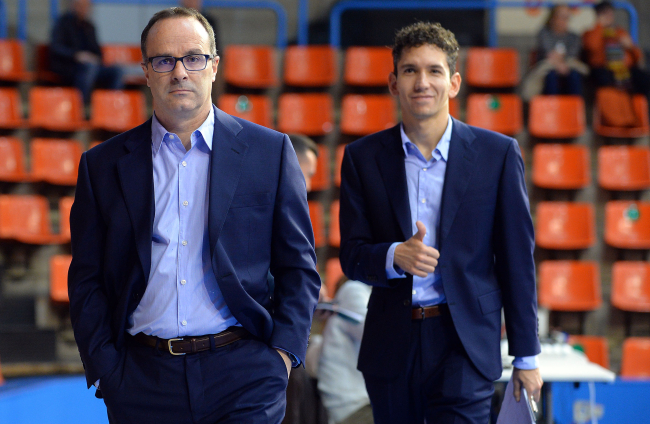 Imagen del partido entre el Grupo Ureta Tizona y Grupo Alega Cantabria.