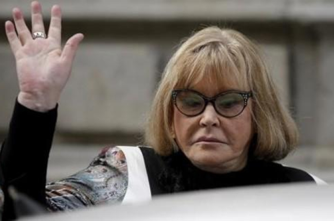 La jueza argentina María Servini a la salida de la Audiencia Nacional en Madrid, donde ha tomado declaración a dos víctimas de la dictadura.-JOSE LUIS ROCA