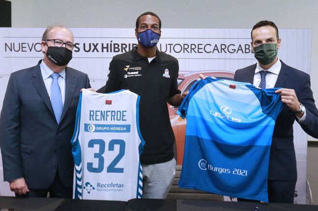 Alex Renfroe en su presentación oficial como jugador del Hereda San Pablo. RAÚL G. OCHOA
